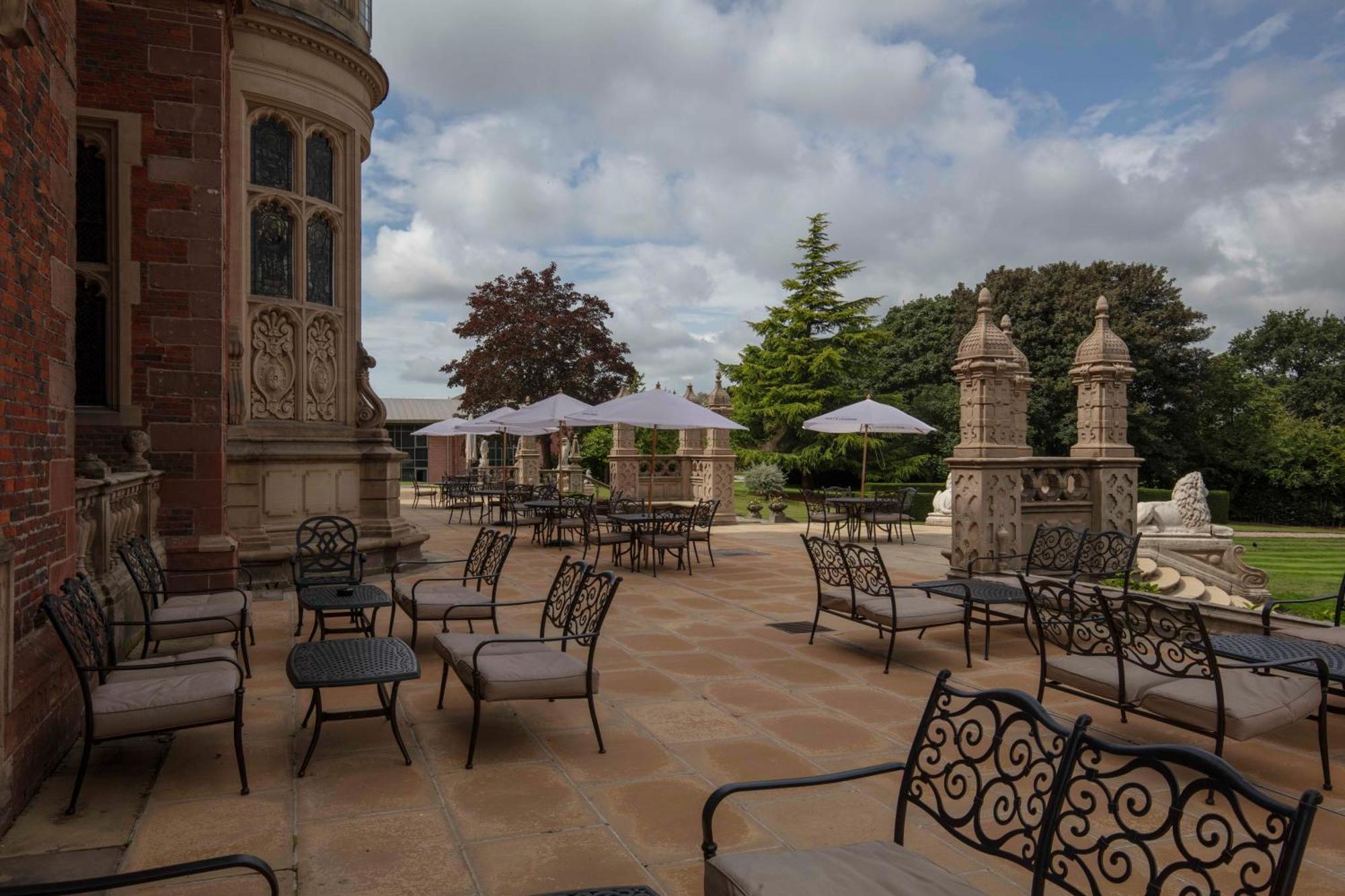 Crewe Hall Hotel & Spa - Cheshire מראה חיצוני תמונה