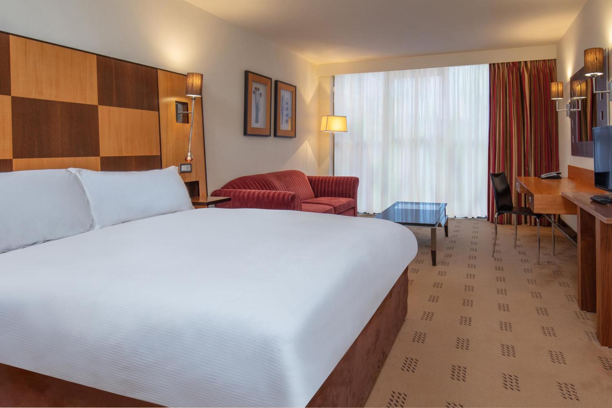 Crewe Hall Hotel & Spa - Cheshire מראה חיצוני תמונה