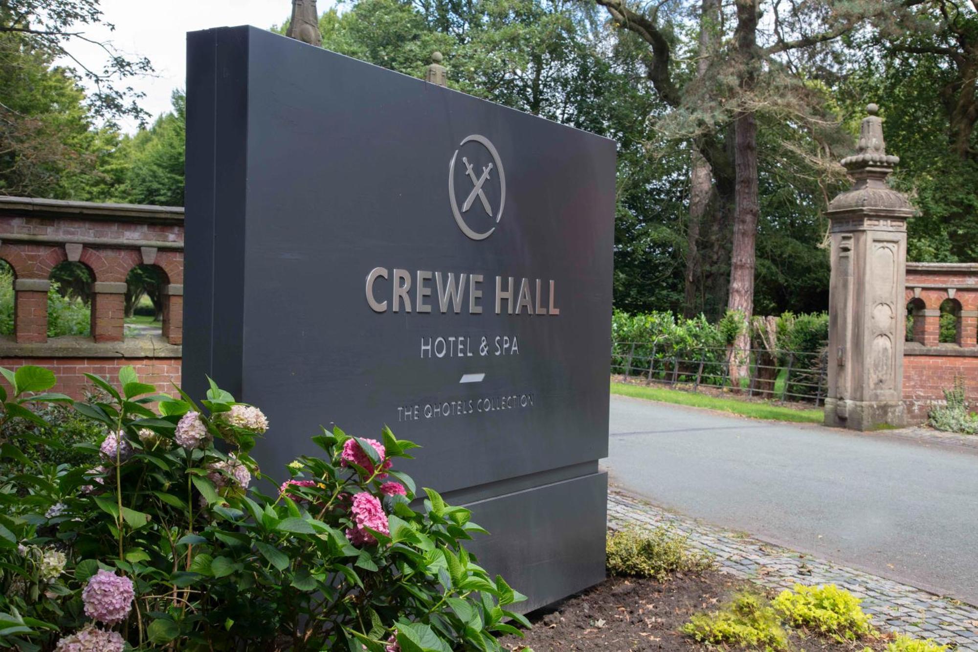 Crewe Hall Hotel & Spa - Cheshire מראה חיצוני תמונה