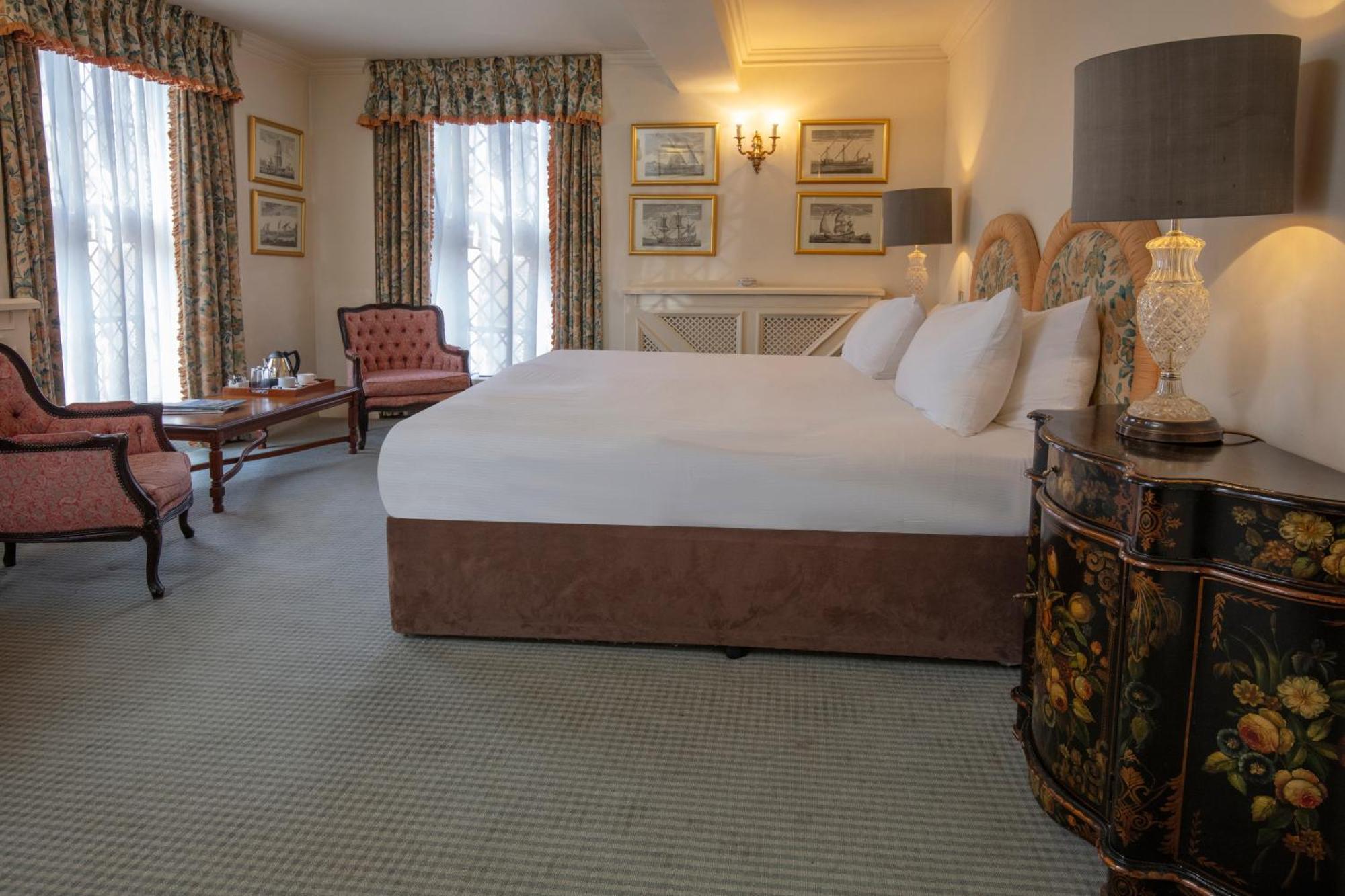 Crewe Hall Hotel & Spa - Cheshire מראה חיצוני תמונה